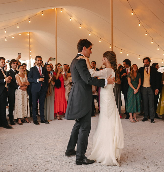 Auxiliary Marquees 3 Couple dancing in the centre of a marquee